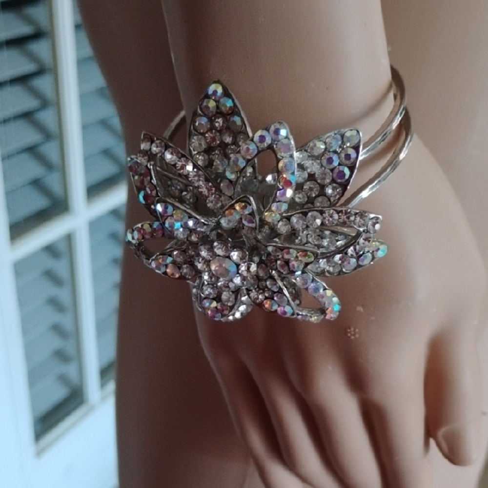 Dazzling Silver Crystal Flower Bracelet